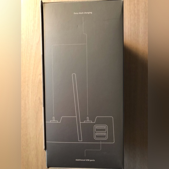 NWT - BlueFlame DEVICE CHARGING STATION - Factory Sealed! - Picture 8 of 10